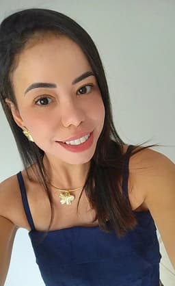 Fernanda Carolina Silva